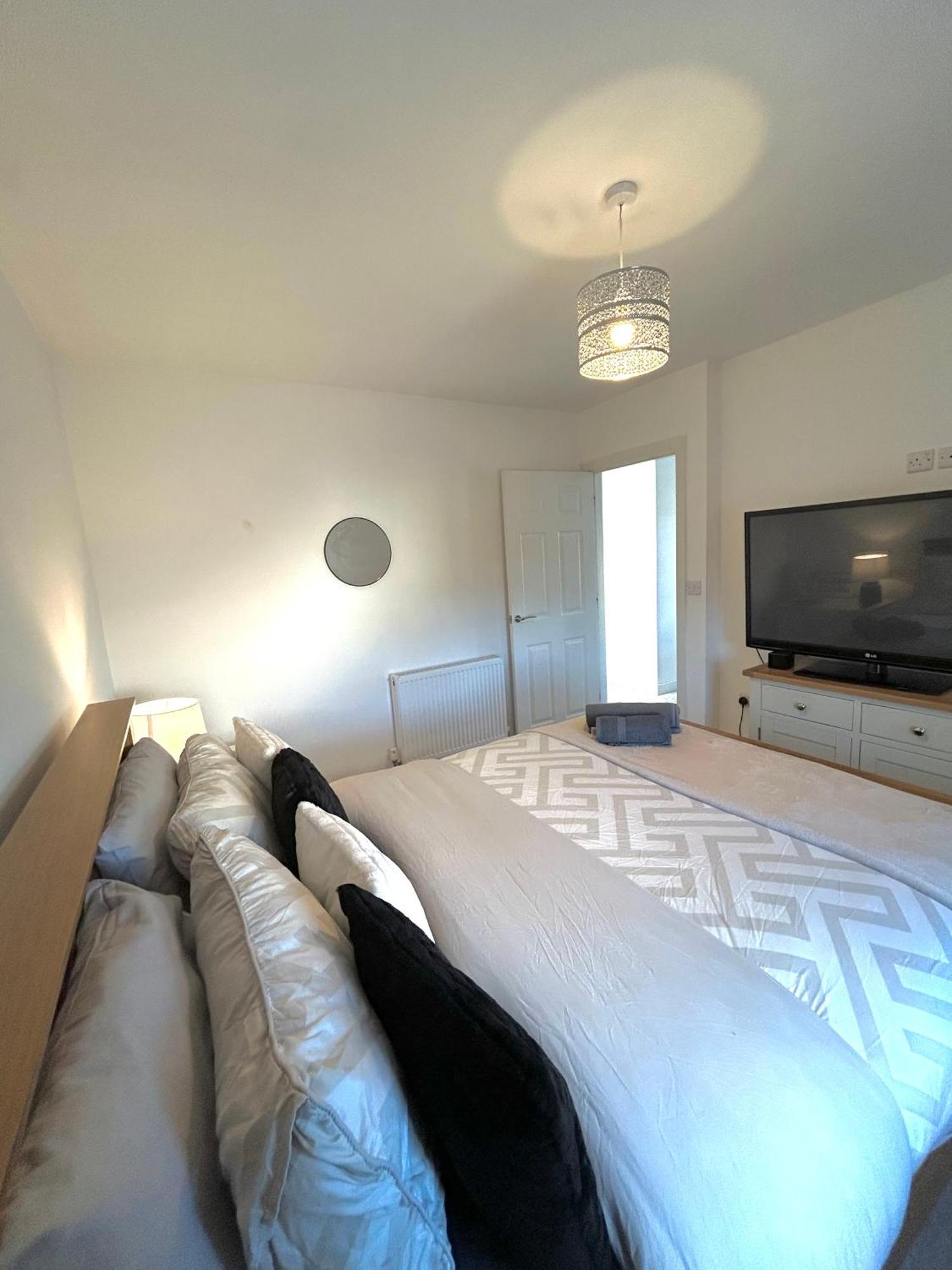 Luxury Countryside Stay - Waters Upton, Telford Buitenkant foto