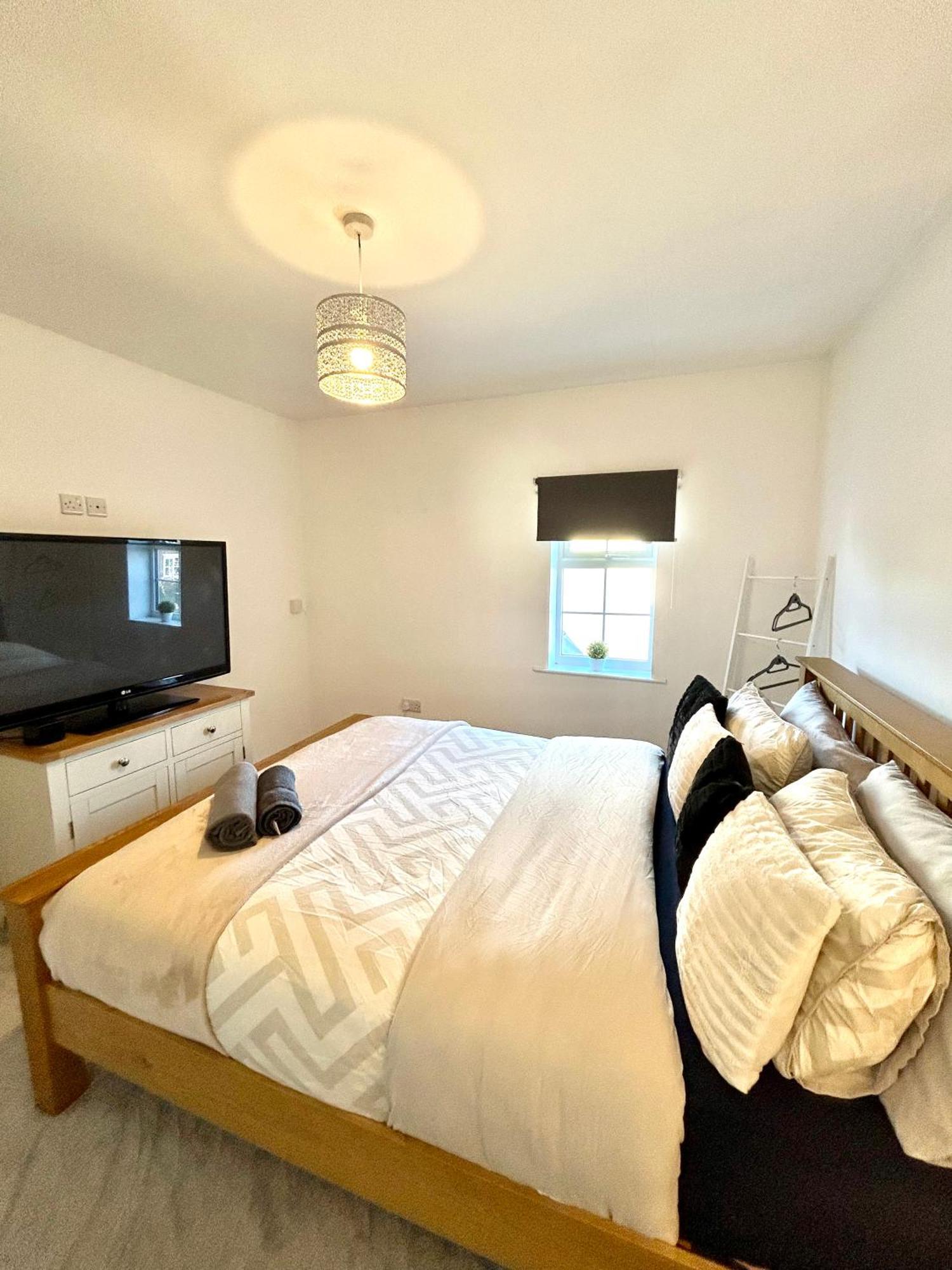 Luxury Countryside Stay - Waters Upton, Telford Buitenkant foto